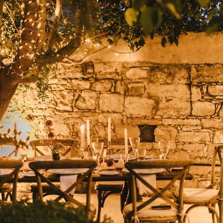 Cecilias Courtyard Konuk evi Malya Dış mekan fotoğraf