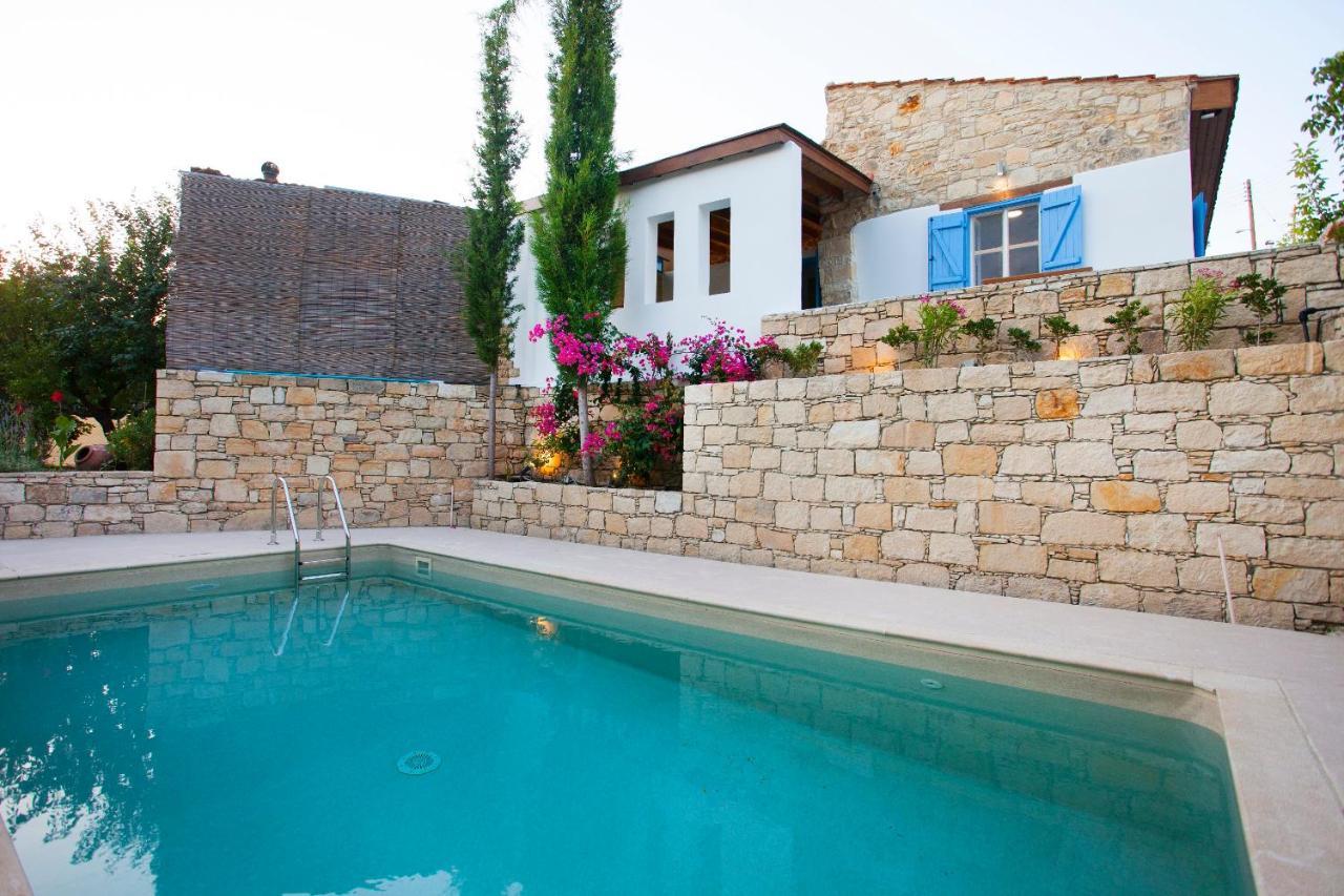 Cecilias Courtyard Konuk evi Malya Dış mekan fotoğraf