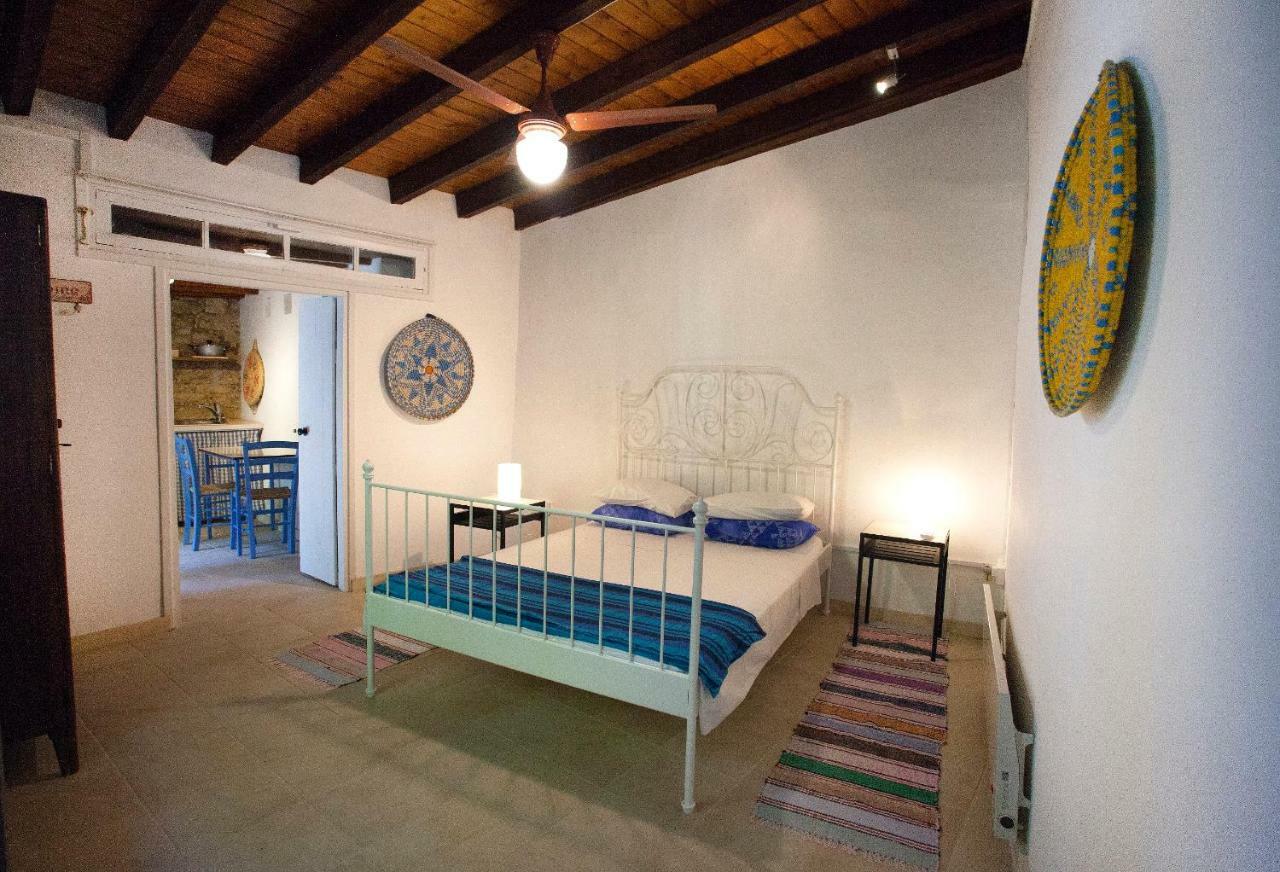 Cecilias Courtyard Konuk evi Malya Dış mekan fotoğraf