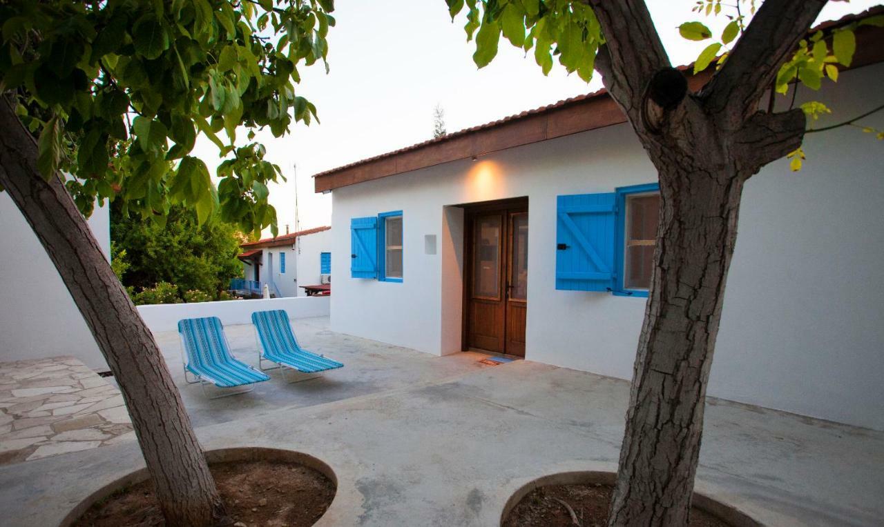 Cecilias Courtyard Konuk evi Malya Dış mekan fotoğraf